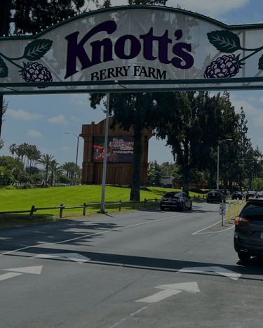 Rent mobility equipment for Knott’s Berry Farm